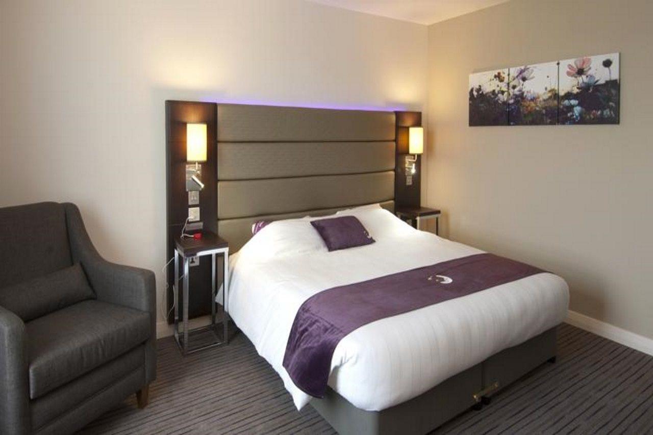 Premier Inn Dundee North Exterior foto